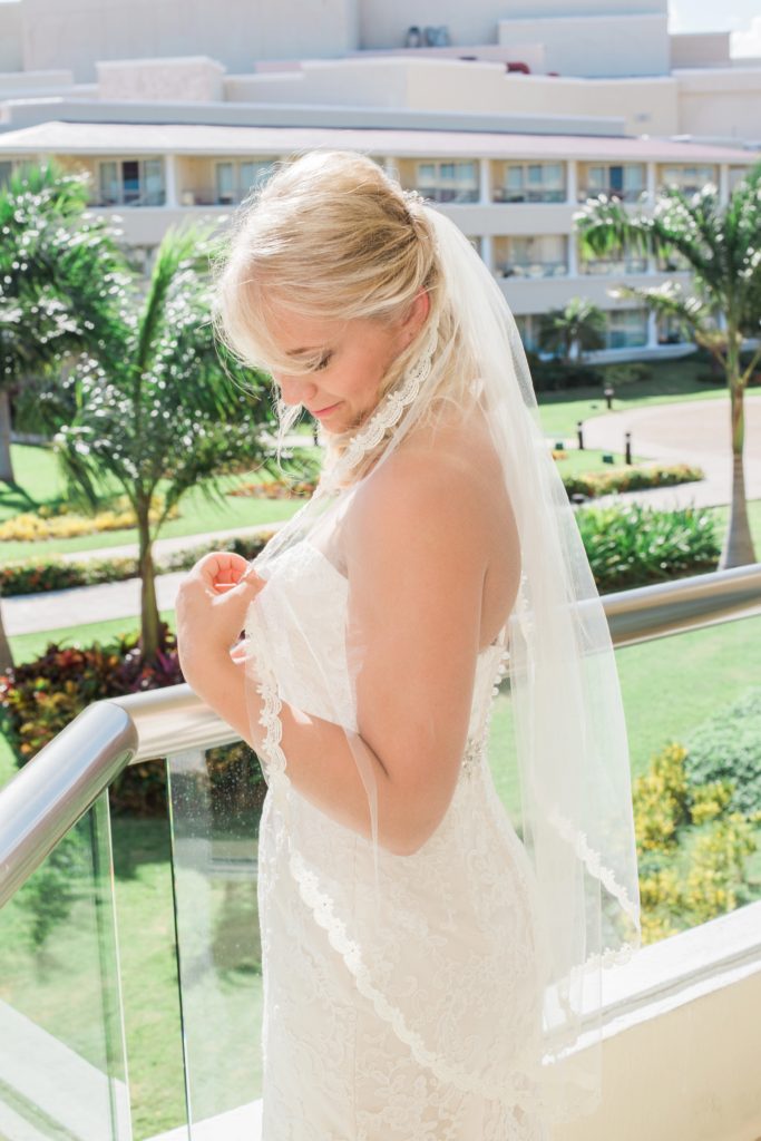 Destination Wedding Photographer, Jess Collins Photography, Orlando Wedding Photographer, Kitchener Wedding Photographer, Destination Wedding, Elopement Wedding Photographer, Moon Palace Cancun