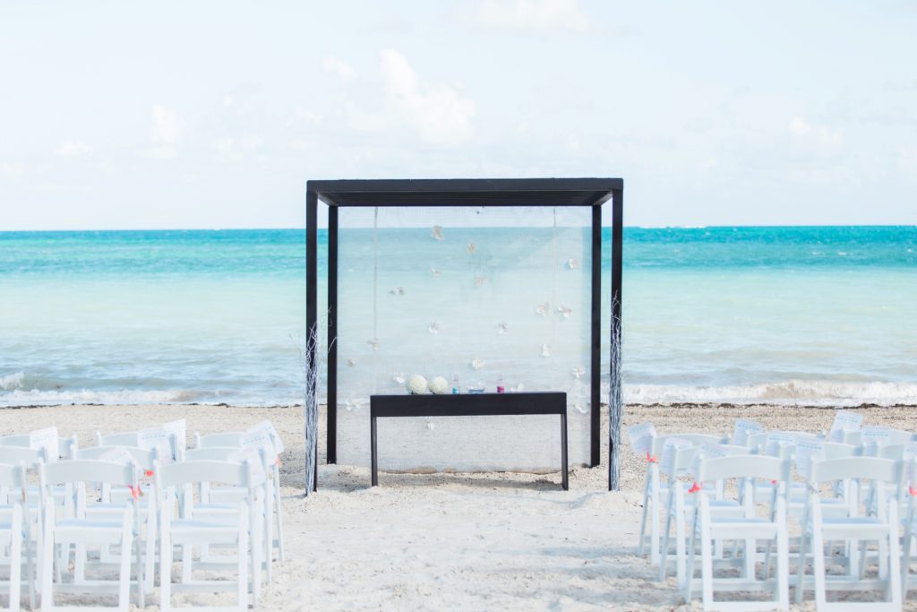 Destination Wedding Photographer, Jess Collins Photography, Orlando Wedding Photographer, Kitchener Wedding Photographer, Destination Wedding, Elopement Wedding Photographer, Moon Palace Cancun