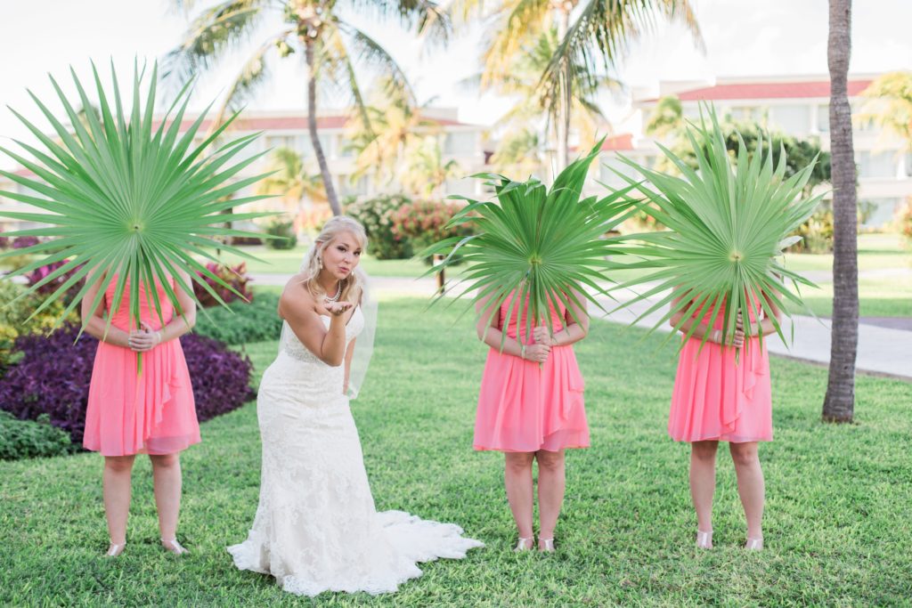 Destination Wedding Photographer, Jess Collins Photography, Orlando Wedding Photographer, Kitchener Wedding Photographer, Destination Wedding, Elopement Wedding Photographer, Moon Palace Cancun