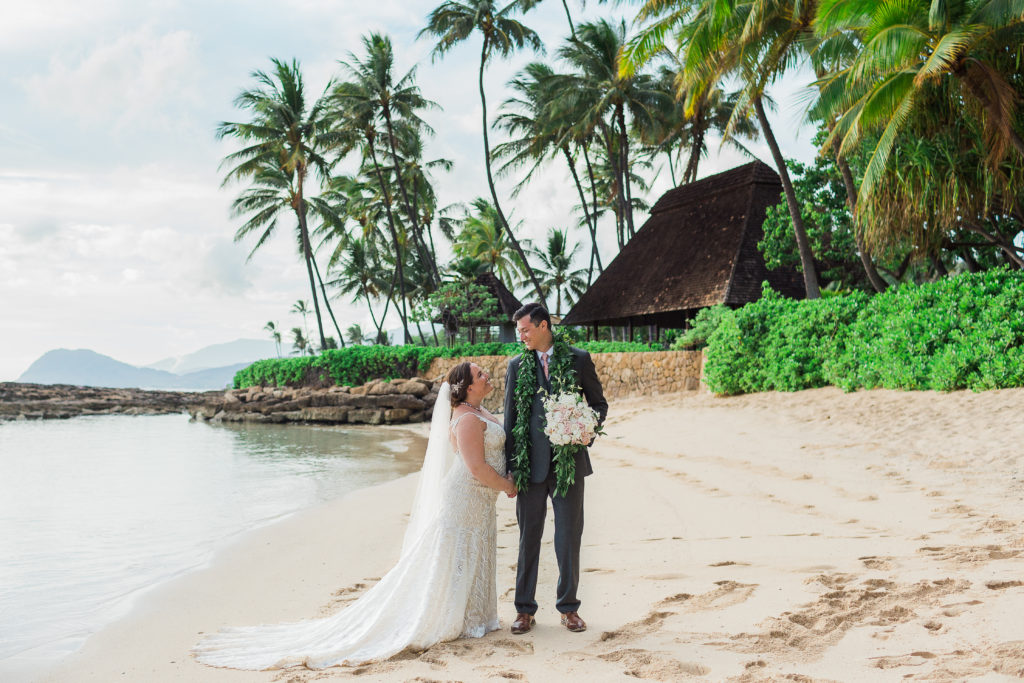 wedding, disney aulani resort and spa, hawaii wedding photographer, oahu wedding photographer, disney wedding, disney wedding photographer