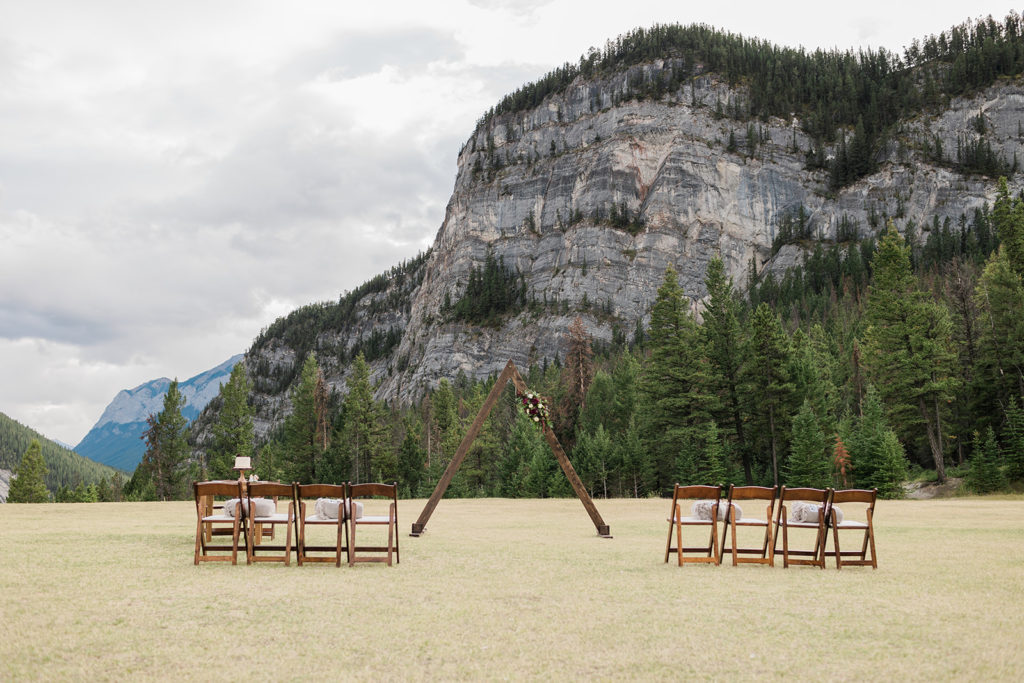 Banff wedding venue at Tunnel Mountain and Buffalo Mountain Lodge